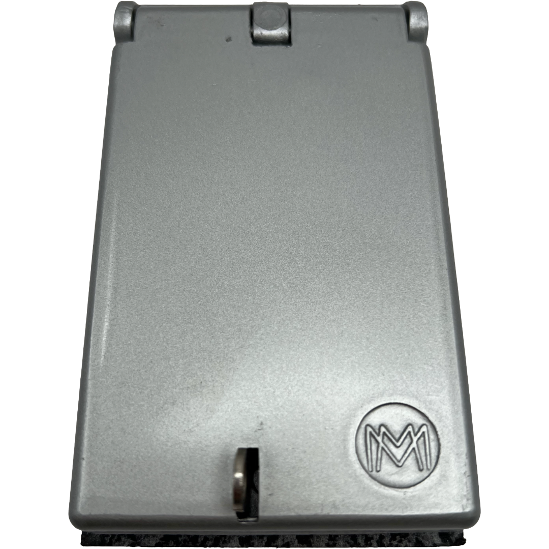 Mulberry Self-Closing, Weatherproof Receptacle Cover