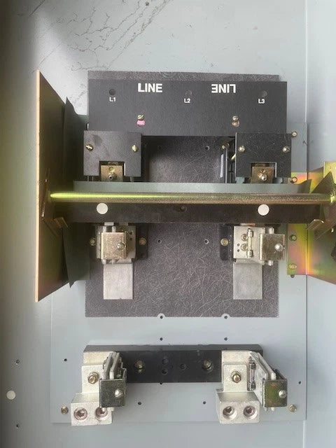 TH3226R 600 Amps General Electric Disconnect Safety Switch 240 VAC 2 Pole Fused