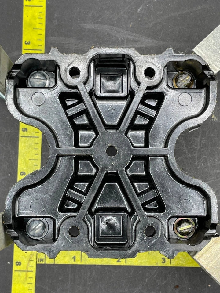 Obsolete Superior 125 Amp Meter Socket